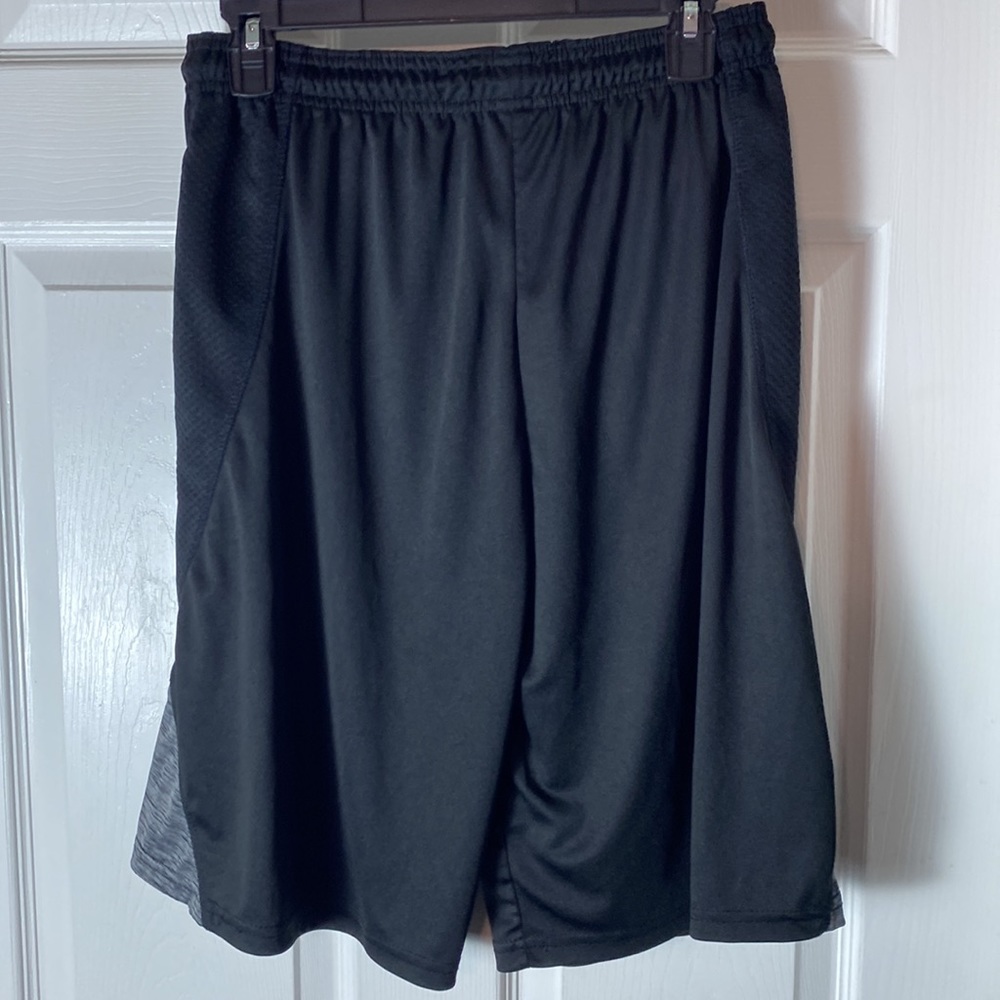 Game Time Men’s Basketball Shorts Size Medium Draw String - Picture 4 of 4